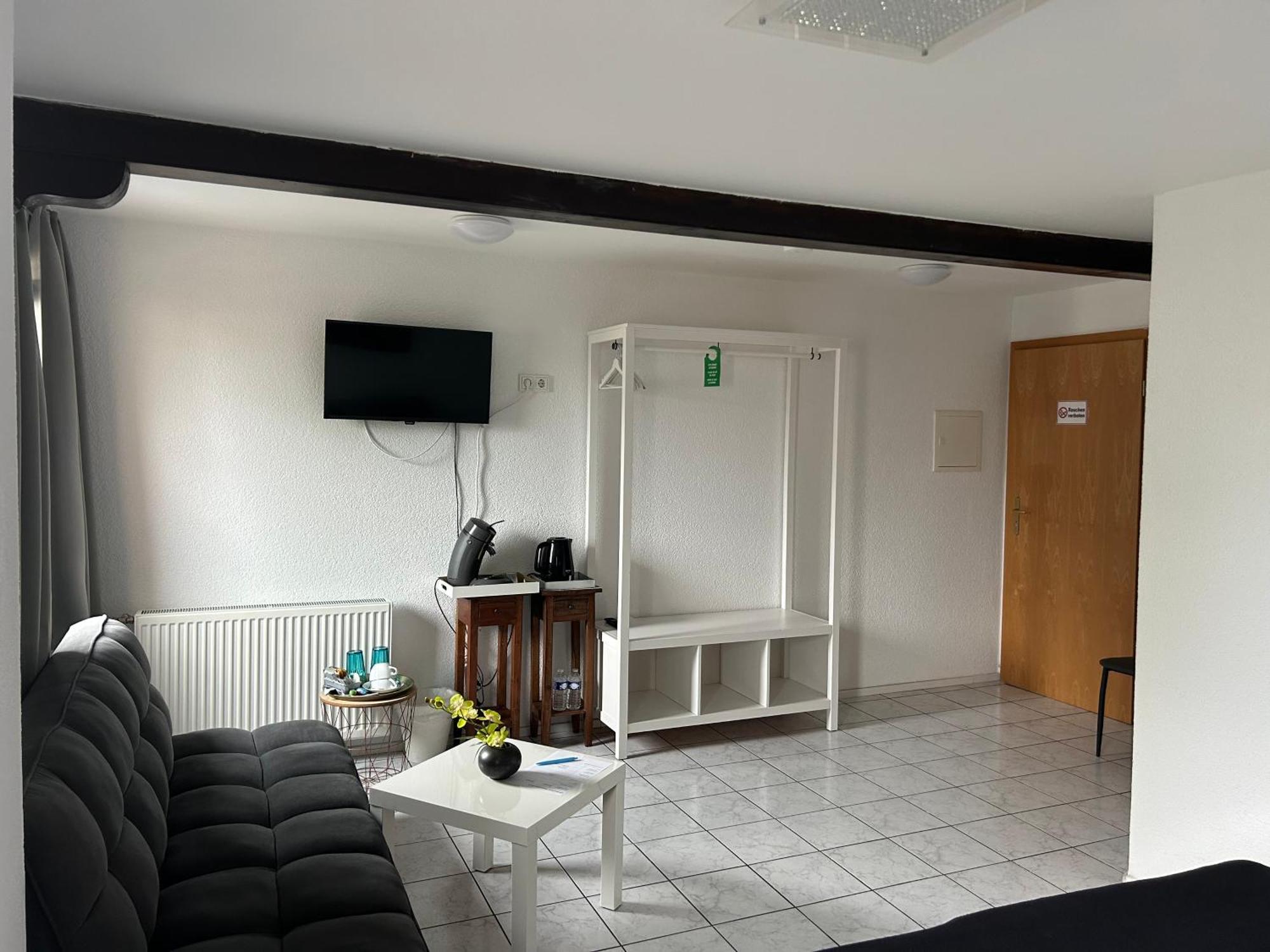 Mikroapartments Klarenthal Saarbrücken Zewnętrze zdjęcie
